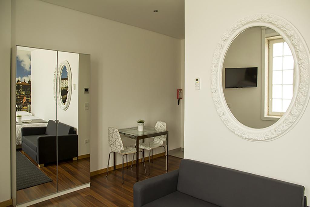 Ferienwohnung Clerigos View Porto Zimmer foto