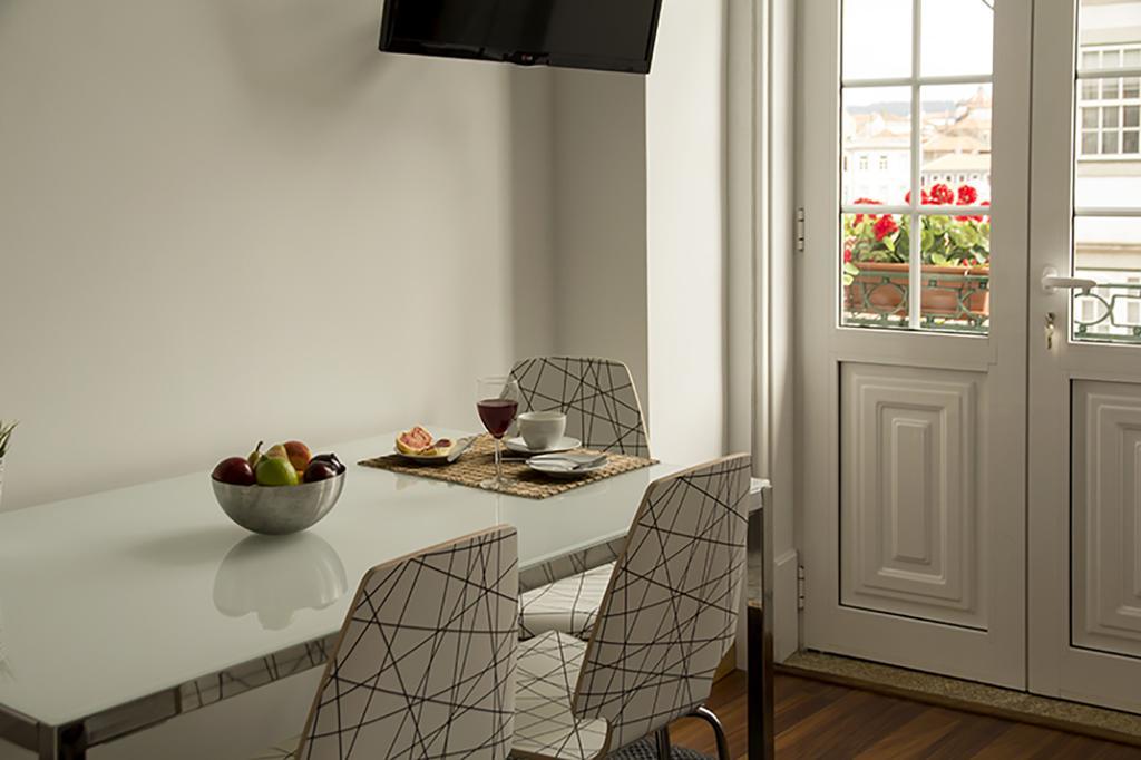 Ferienwohnung Clerigos View Porto Zimmer foto